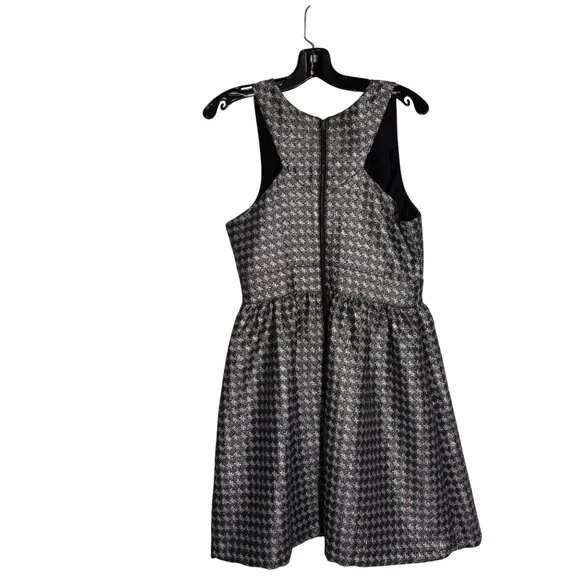 Isani For Target Black & Silver Feminine Retro Style Houndstooth Sleeveless - Picture 6 of 15